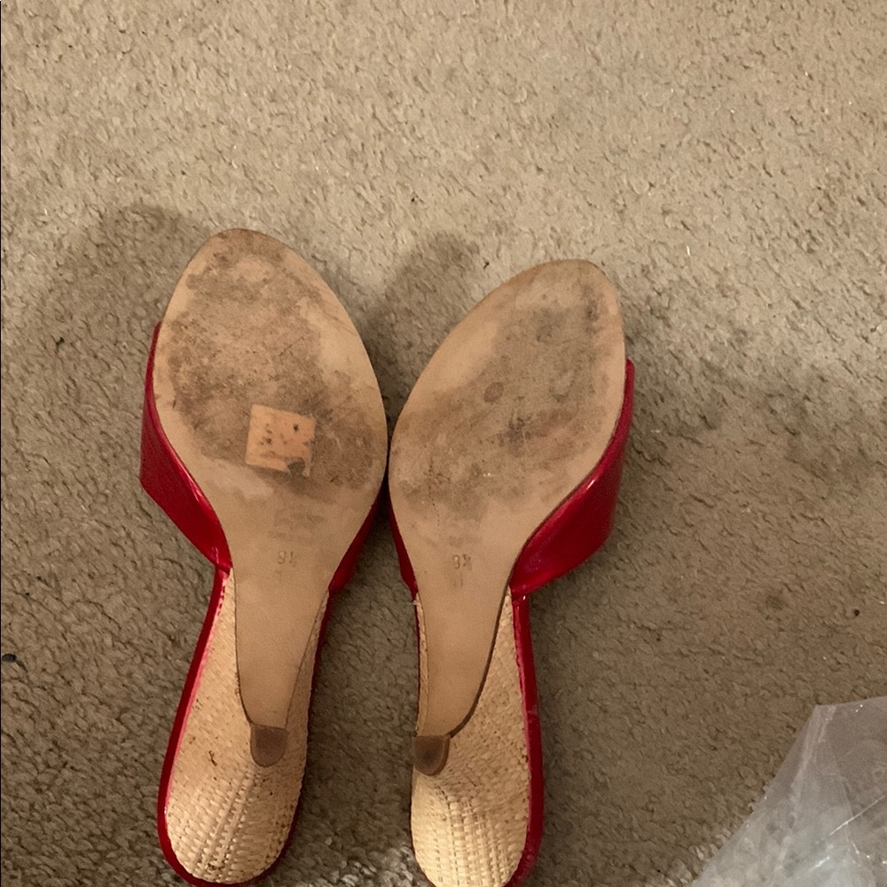 Costa Blanca Glossy Red Mules - Picture 2 of 2